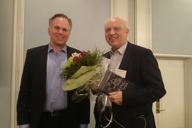 Forsikringsprisen 2017 Bjørn Skogstad Aamo og styreleder i Forsikringsforeningen Leif Osland